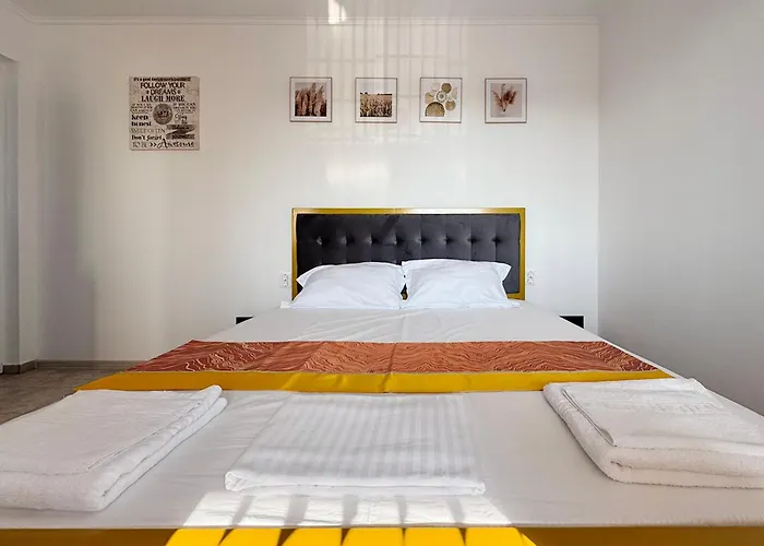 Relax By The Sea كوستِنيست