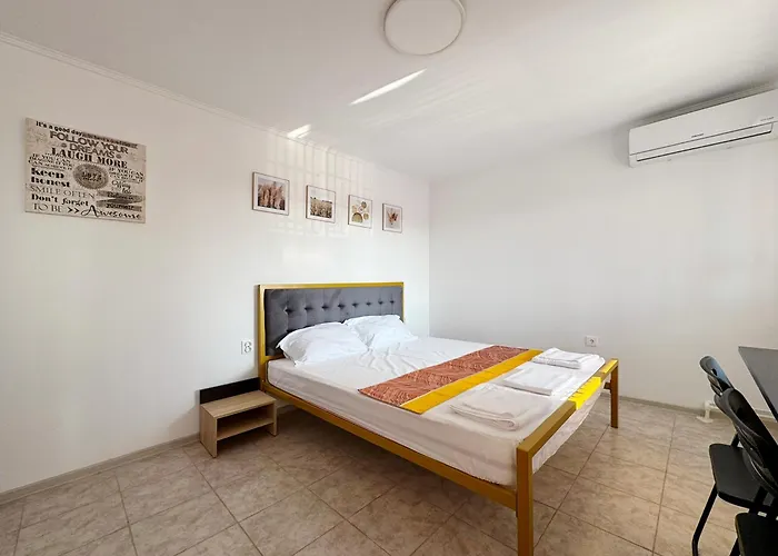 بيت ريفي Relax By The Sea كوستِنيست