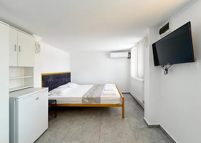 Relax By The Sea كوستِنيست