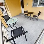 Relax By The Sea Langa Please Si Nibiru Inn Costinesti
