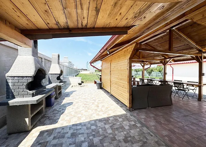 Relax By The Sea 科斯蒂内什蒂